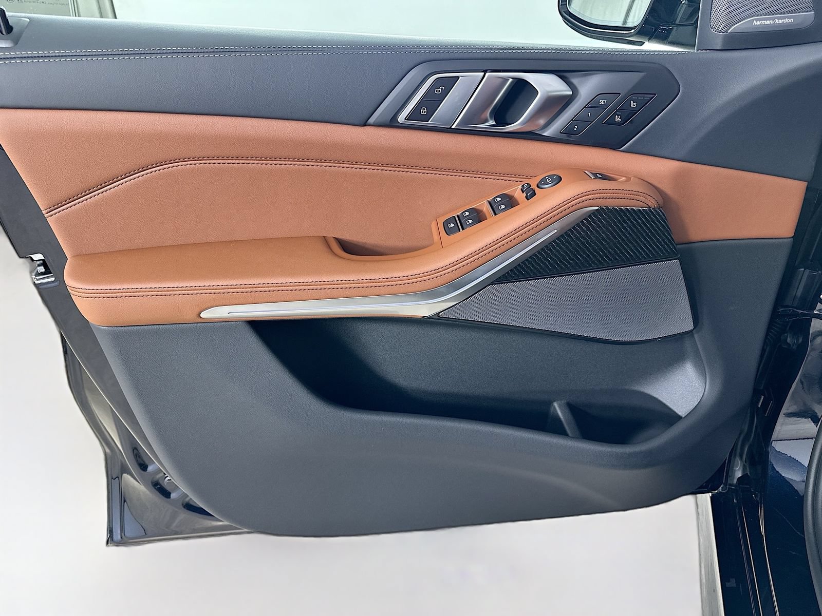 New 2026 BMW X5 M60i AWD/4WD image 16
