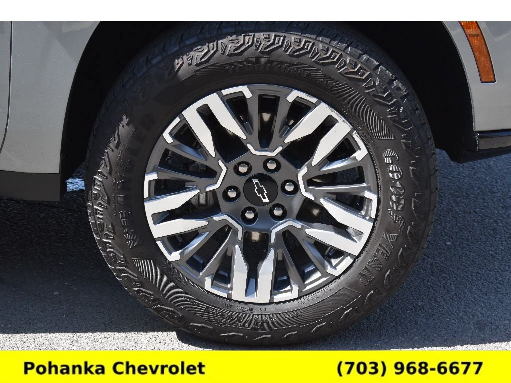 Used 2025 Chevrolet Tahoe Z71 AWD/4WD image 34