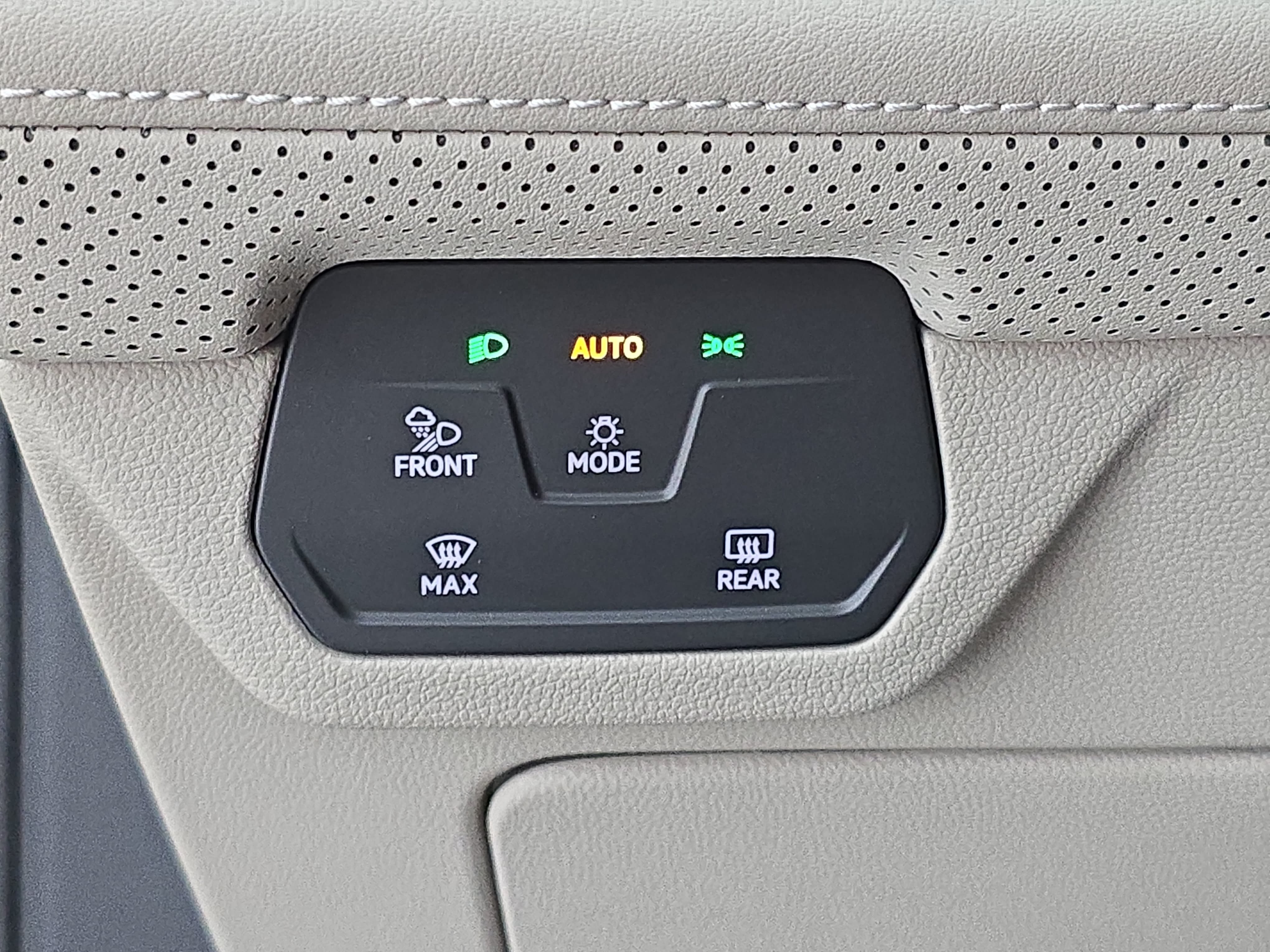 New 2026 Volkswagen Atlas SE FWD image 27
