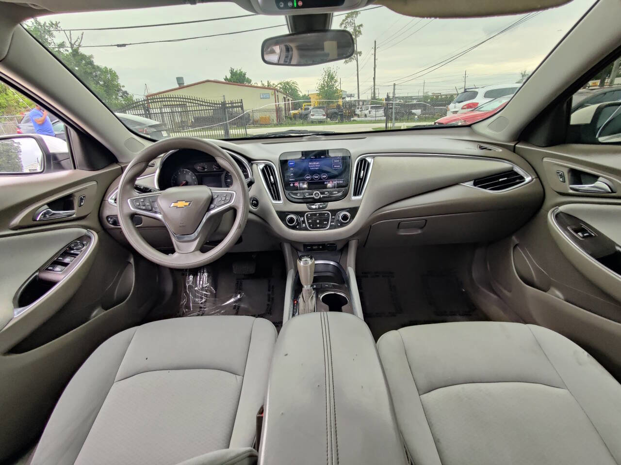 Used 2020 Chevrolet Malibu LT image 6