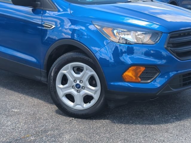 Used 2018 Ford Escape S FWD image 2