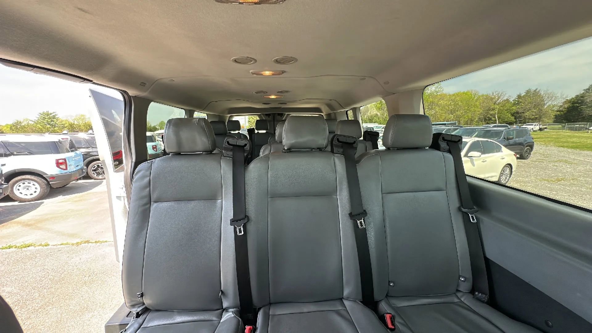 Used 2016 Ford Transit 350 XL RWD image 16