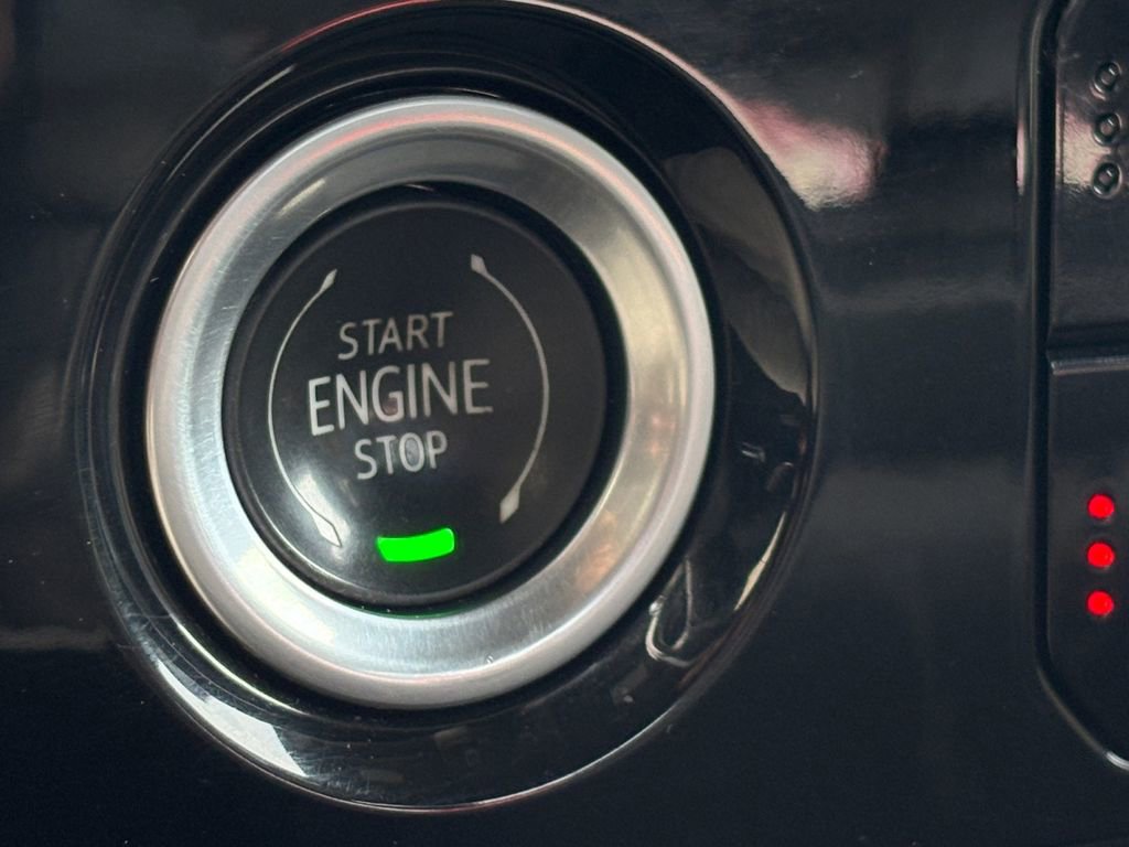 Used 2022 GMC Sierra 1500 SLT image 18