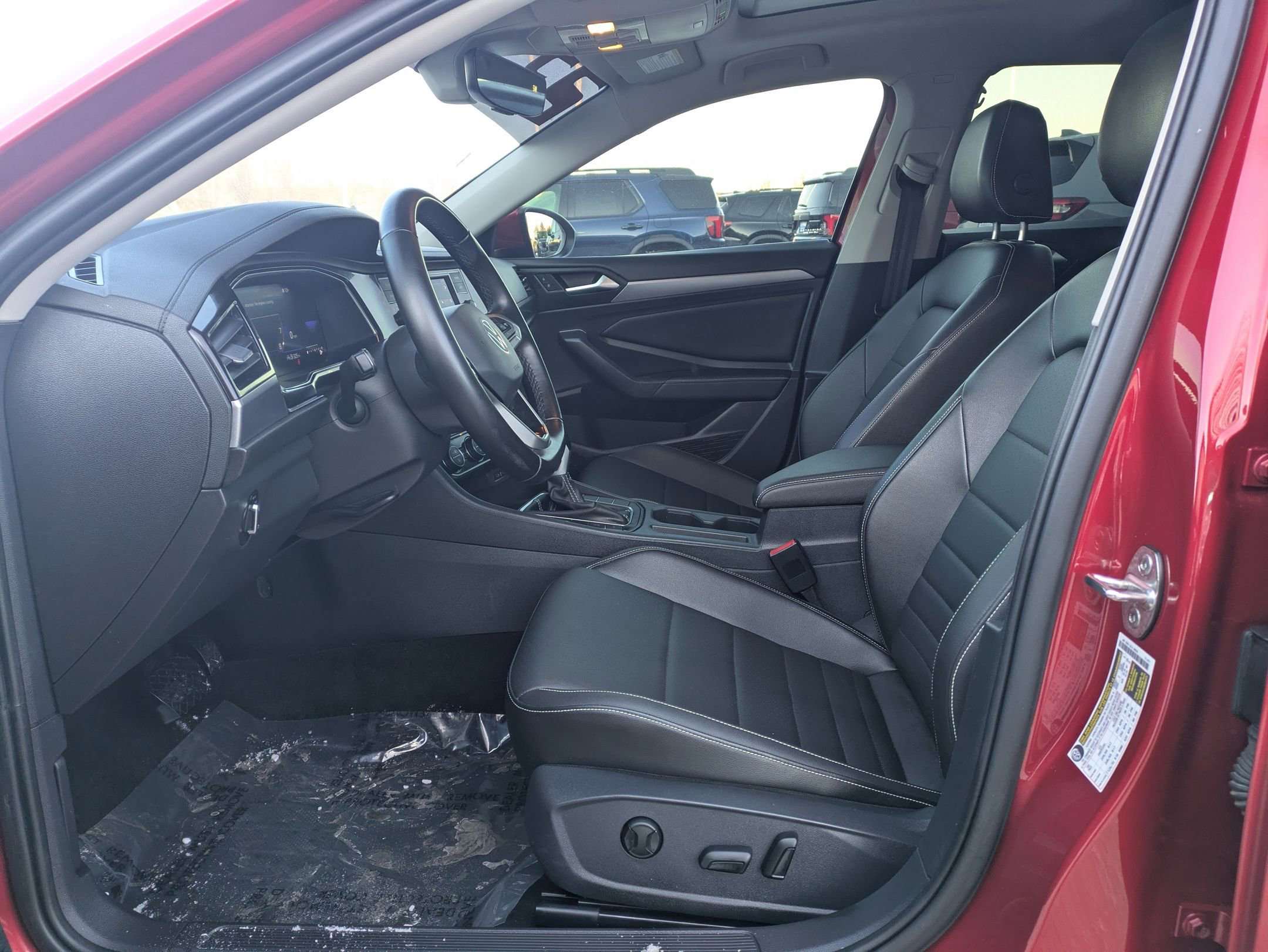 Used 2023 Volkswagen Jetta SE image 13