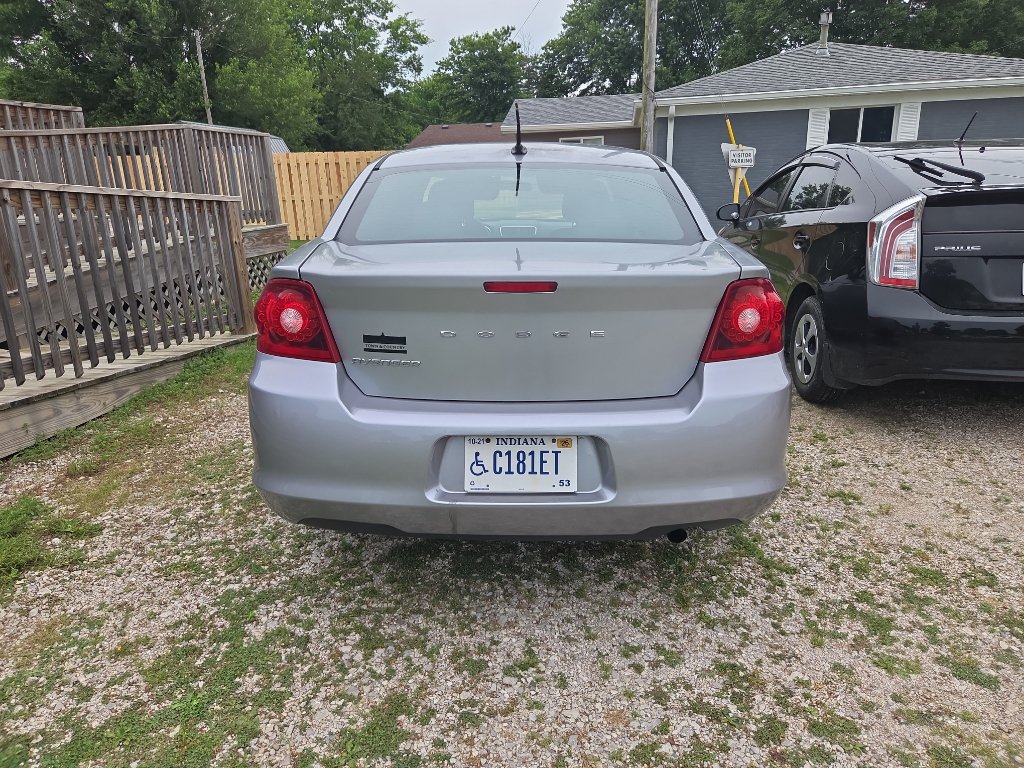 Used 2014 Dodge Avenger SE FWD image 3