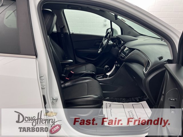 Used 2019 Chevrolet Trax LT w/ LT Convenience Package image 40