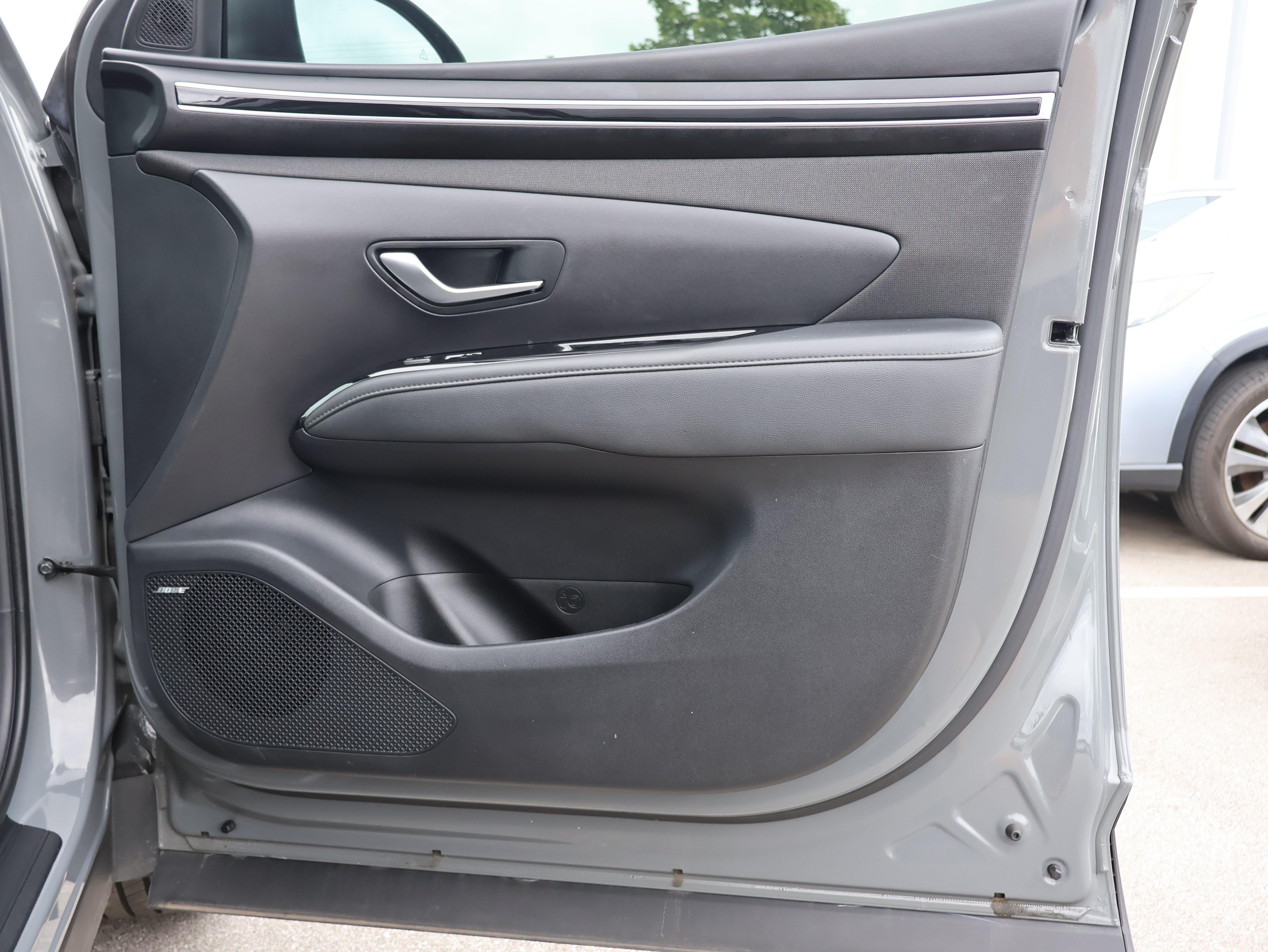 Used 2024 Hyundai Tucson Limited AWD/4WD image 11