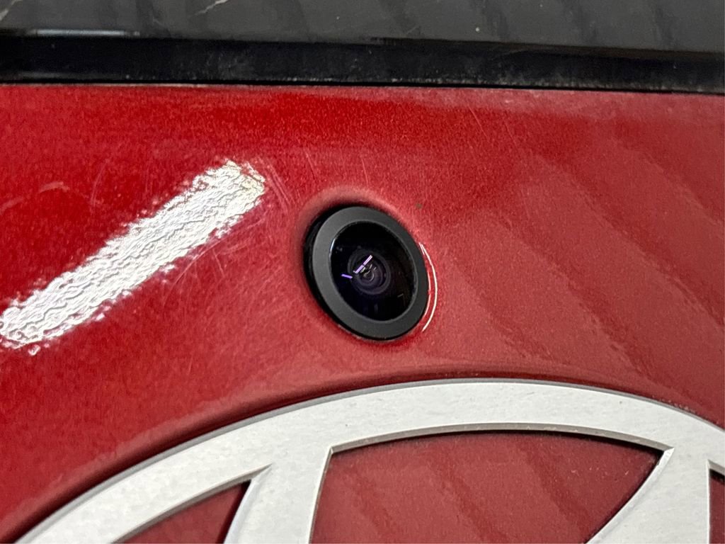 Certified 2025 Hyundai Elantra Sport image 15