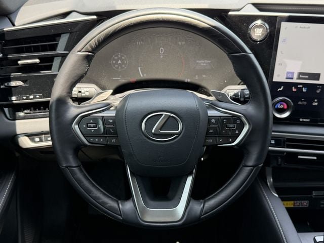 Used 2025 Lexus RX 350 Premium w/ Accessory Package (Z1) FWD image 12