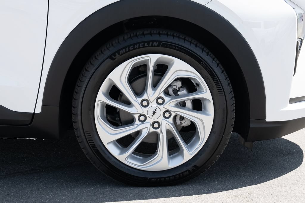 New 2027 Chevrolet Bolt LT FWD image 12