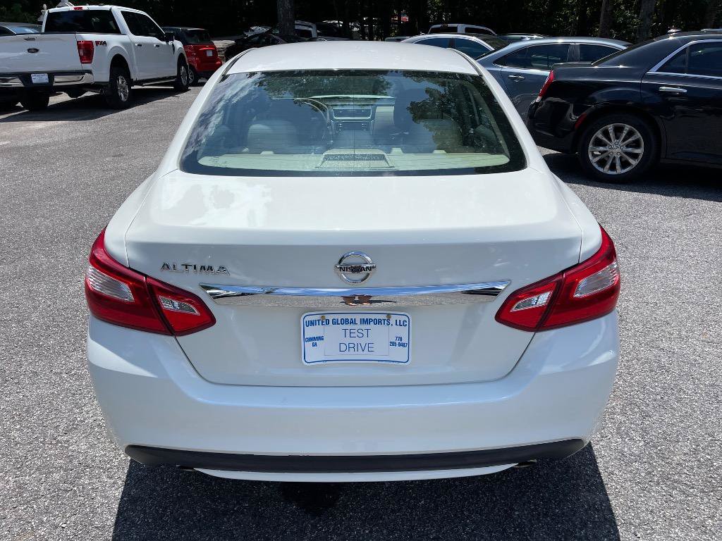 Used 2016 Nissan Altima 2.5 S w/ Power Driver Seat Package FWD image 7