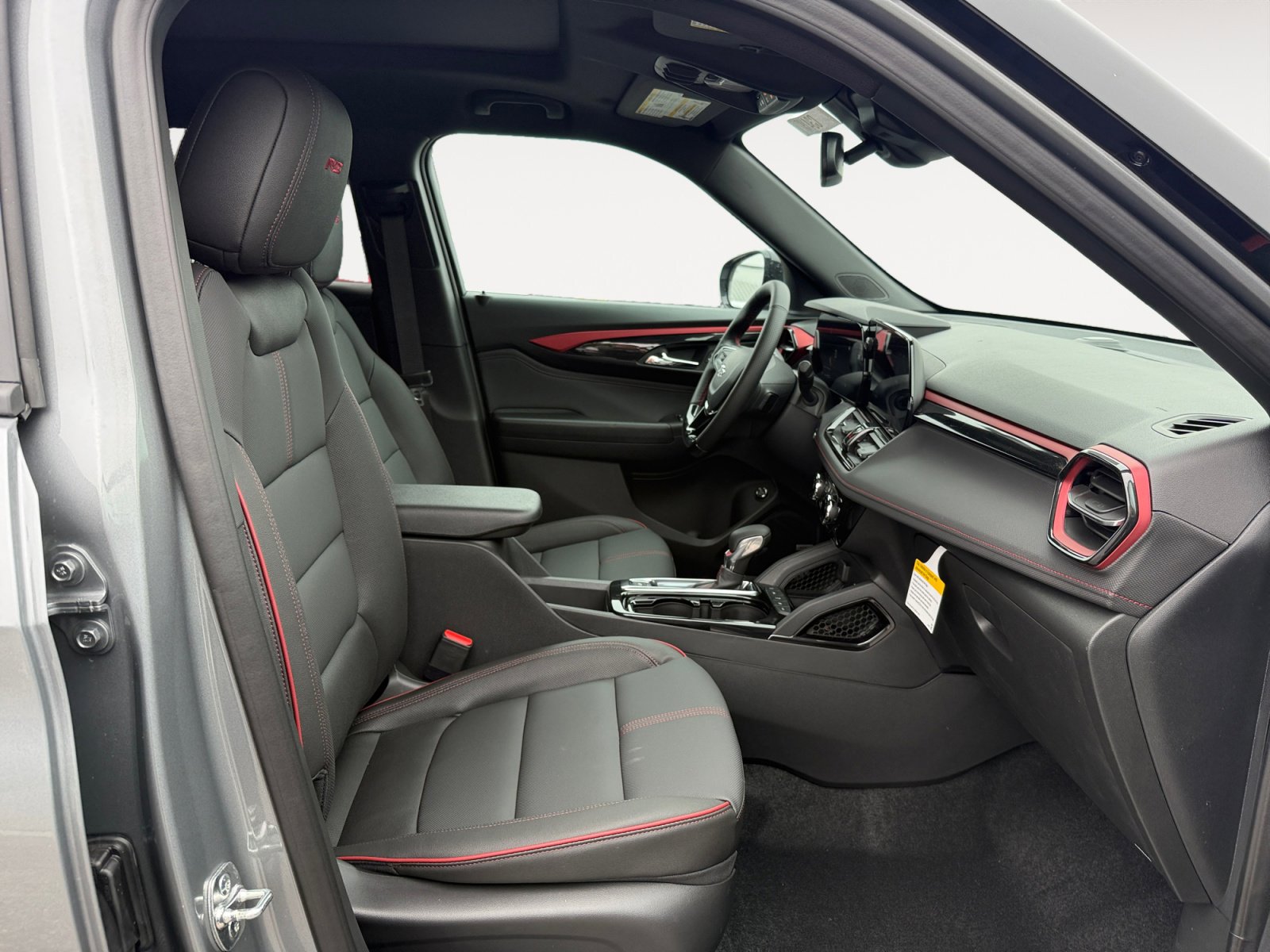 New 2026 Chevrolet TrailBlazer RS w/ Convenience Package AWD/4WD image 19