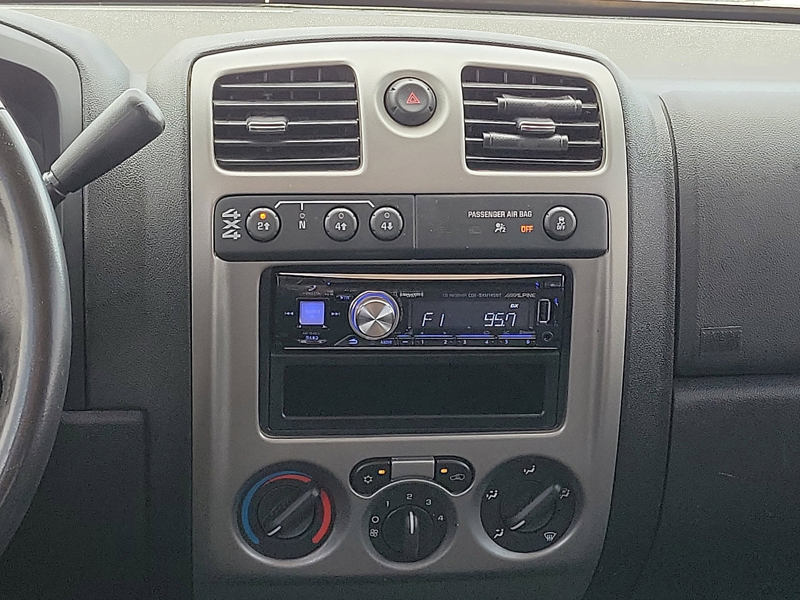 Used 2012 Chevrolet Colorado LT AWD/4WD image 10