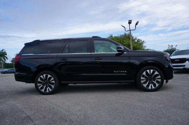 New 2026 Ford Expedition Max Platinum w/ Driver's Package AWD/4WD image 15