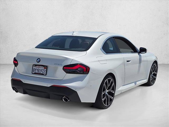 Used 2022 BMW 230i Coupe w/ Premium Package RWD image 5