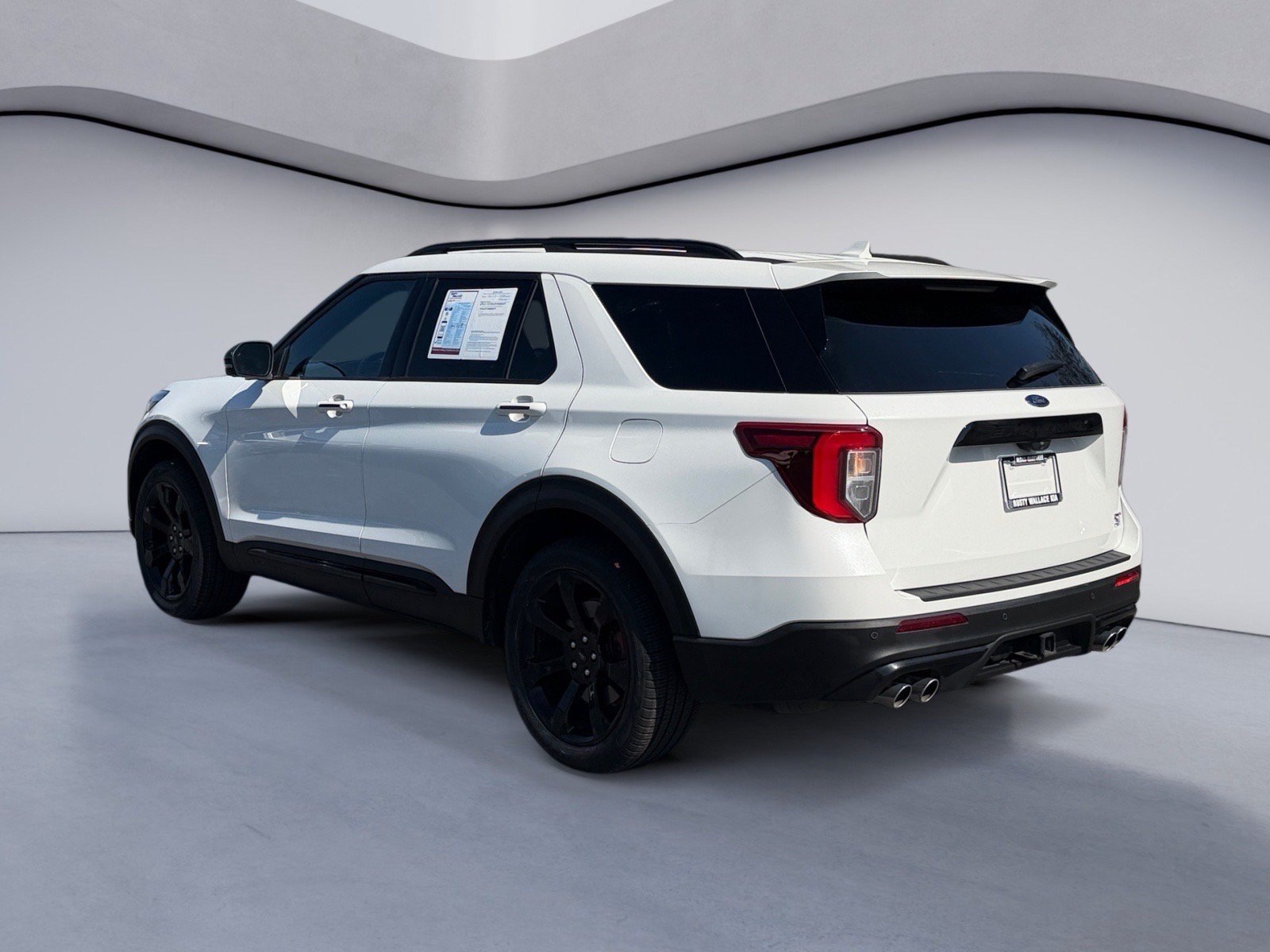 Used 2023 Ford Explorer ST w/ Equipment Group 401A AWD/4WD image 3