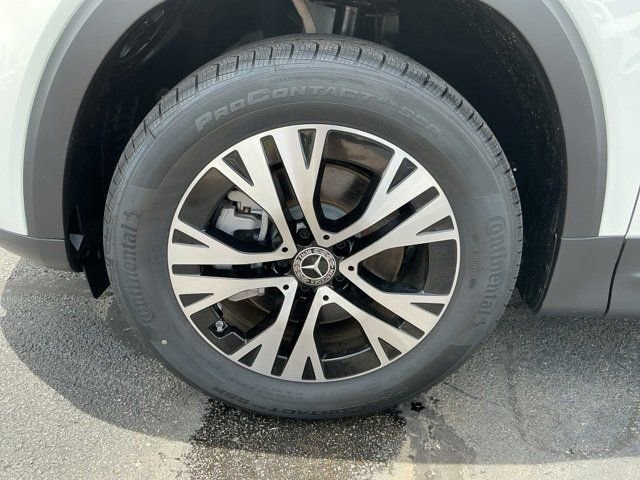 New 2025 Mercedes-Benz GLB 250 image 11