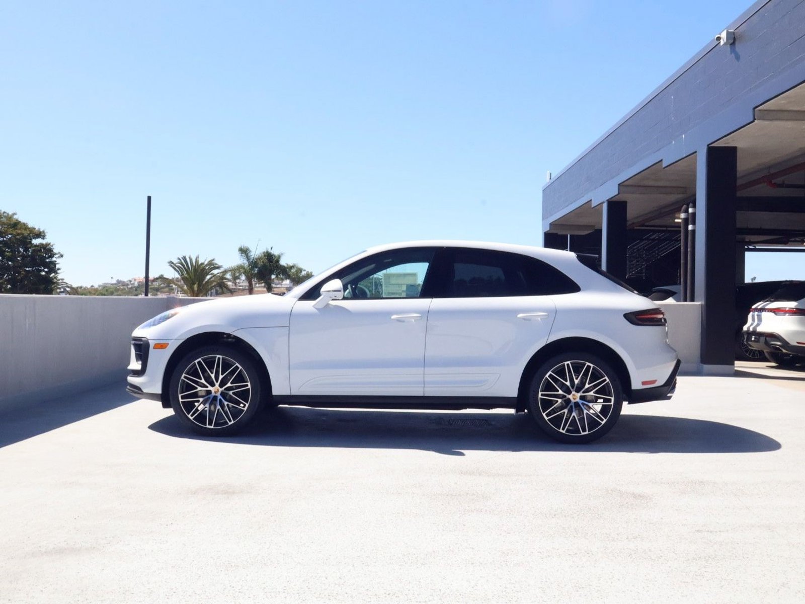 New 2026 Porsche Macan AWD/4WD image 2