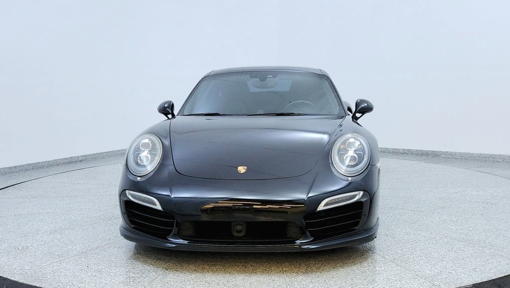 Used 2014 Porsche 911 Turbo S image 8