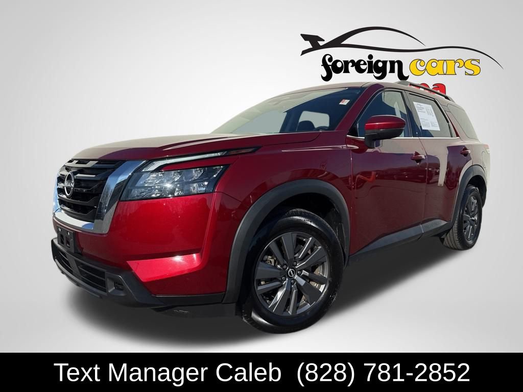Used 2024 Nissan Pathfinder SV