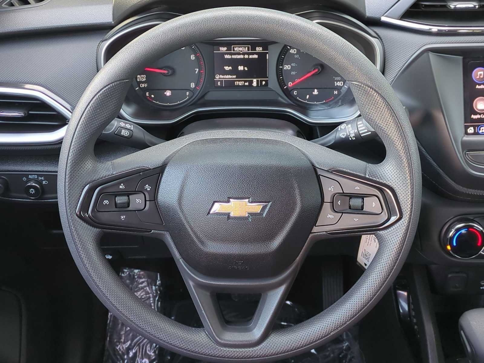 Used 2023 Chevrolet TrailBlazer LS FWD image 14