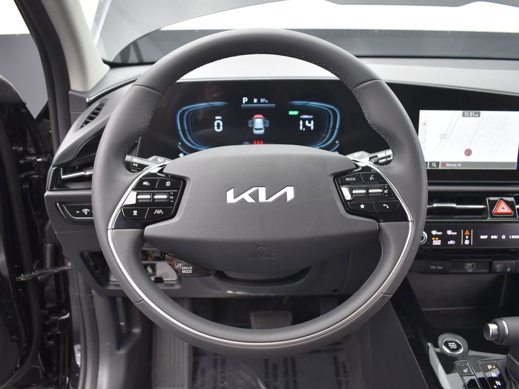 Certified 2025 Kia Niro EX FWD image 31