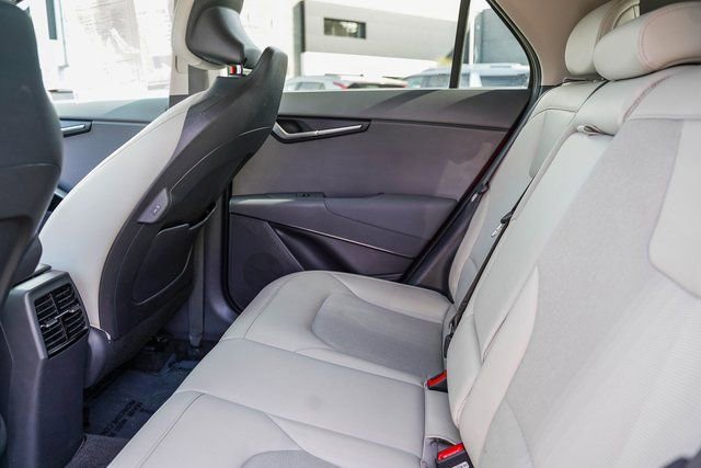 Certified 2023 Kia Niro EX Touring image 18