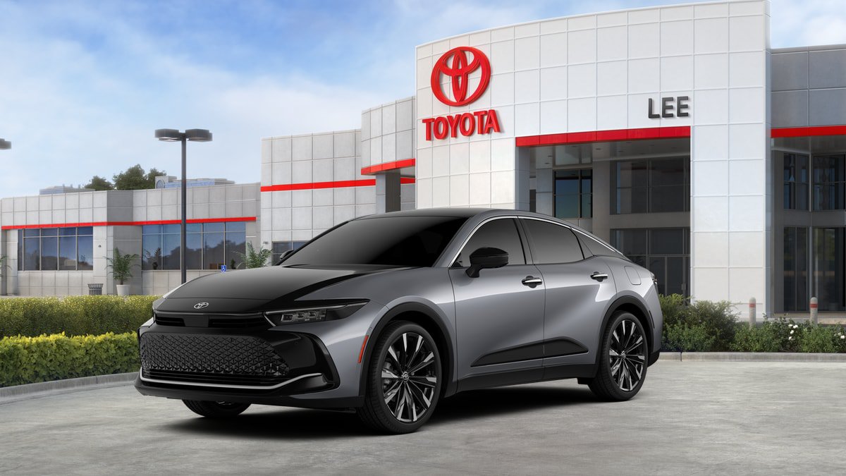 New 2026 Toyota Crown Platinum