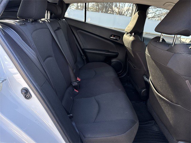 Used 2022 Toyota Prius LE image 28