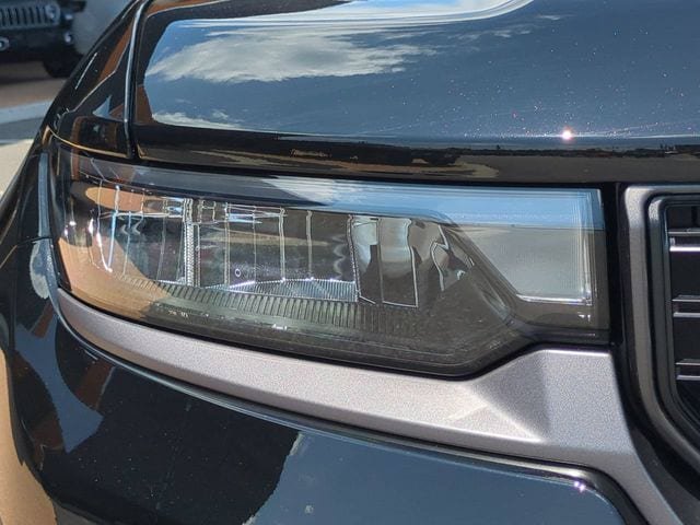 New 2026 Jeep Grand Cherokee L 4WD image 10