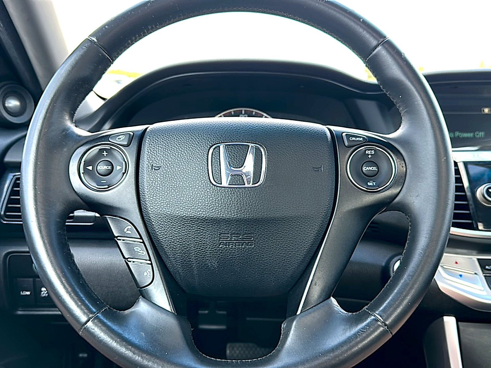 Used 2015 Honda Accord EX-L image 24