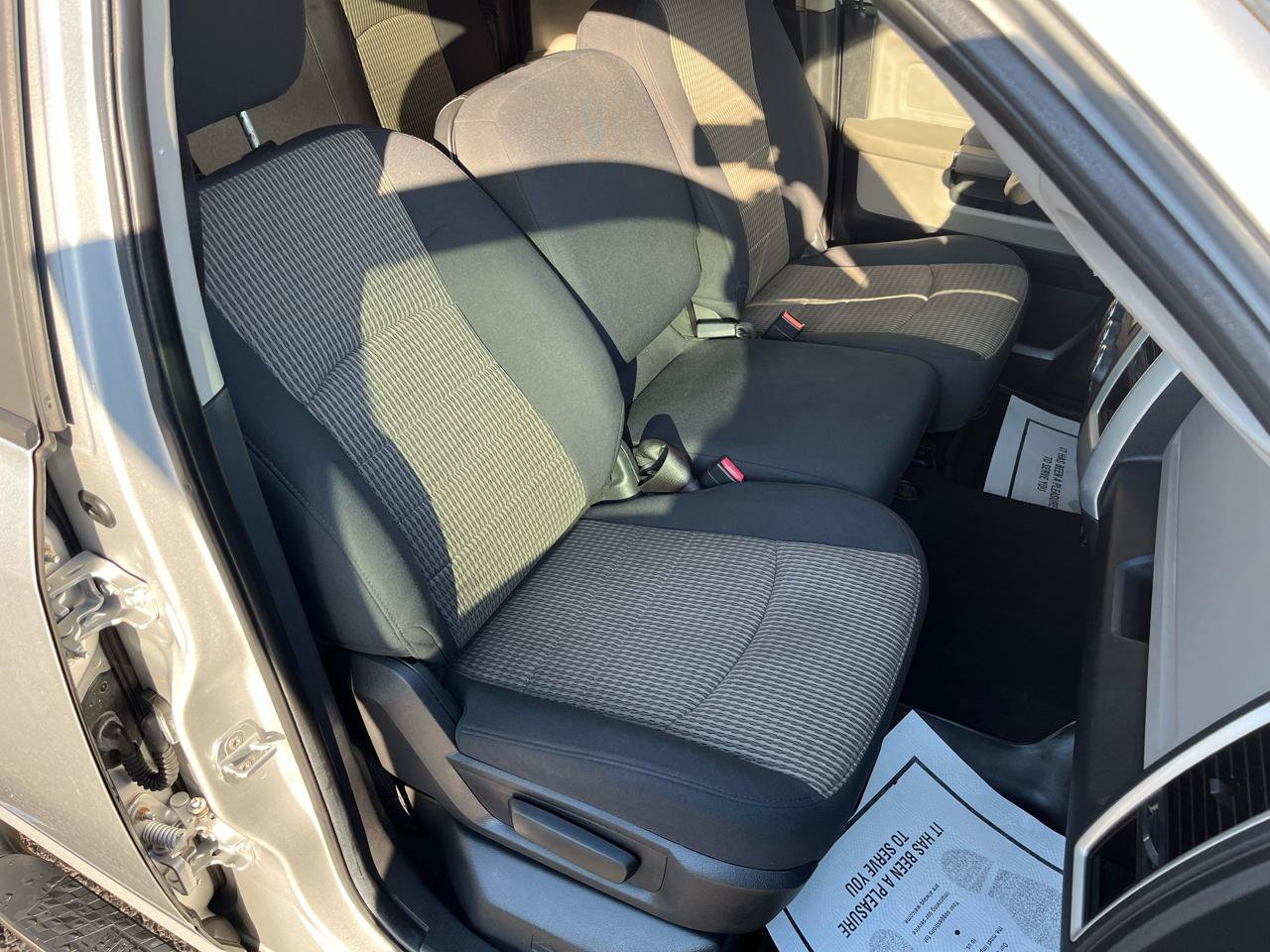 Used 2012 RAM 1500 Classic SLT AWD/4WD image 27