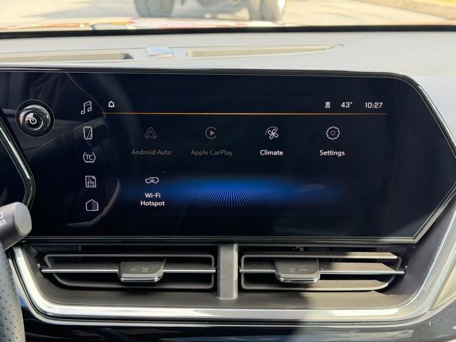 Certified 2025 Chevrolet Trax RS w/ Sunroof Package image 5