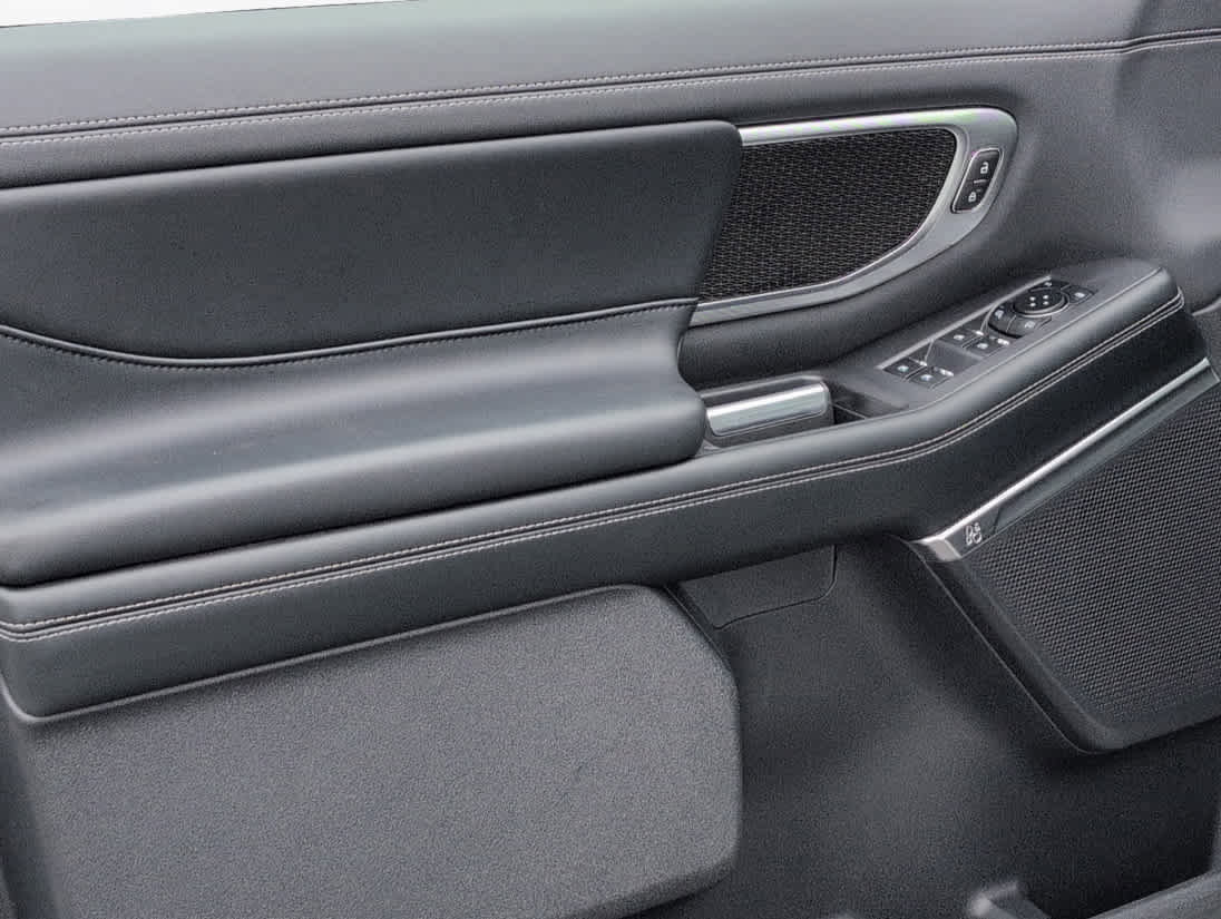 New 2025 Ford Expedition Max Platinum w/ Stealth Performance Package image 24