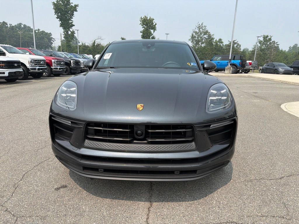 Used 2023 Porsche Macan Turbo AWD/4WD image 4