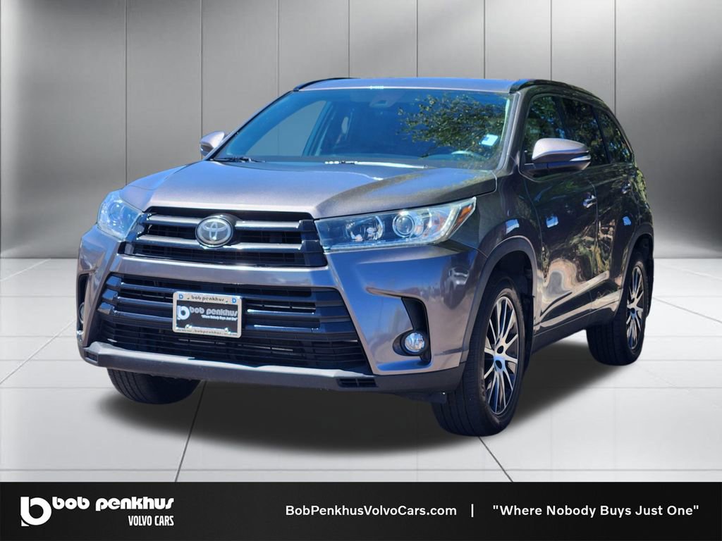 Used 2018 Toyota Highlander SE AWD/4WD image 23