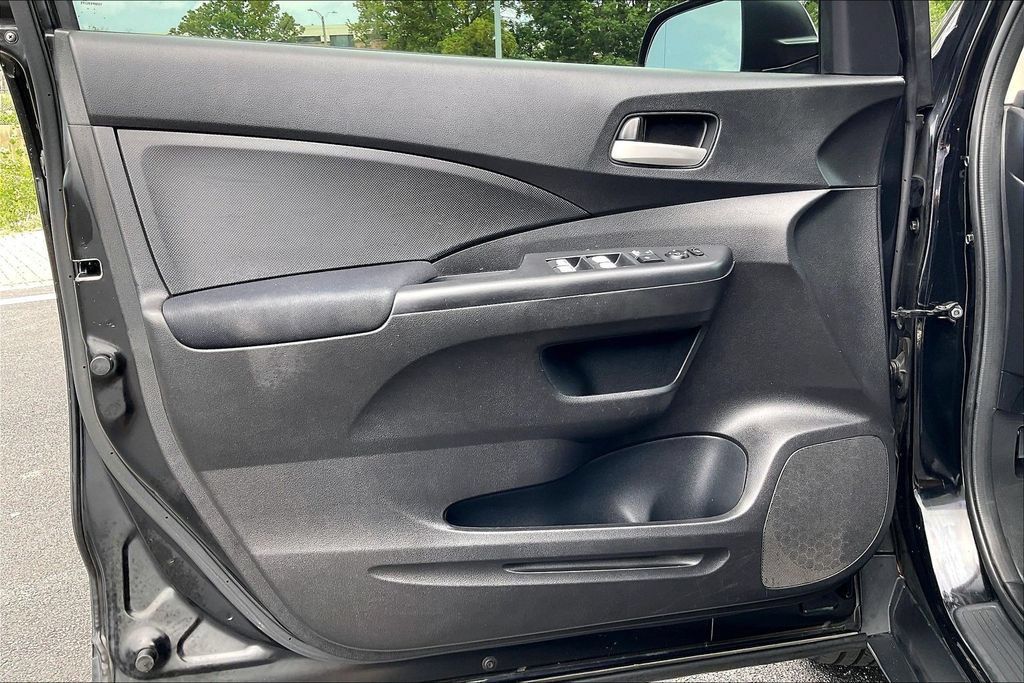 Used 2016 Honda CR-V LX image 19