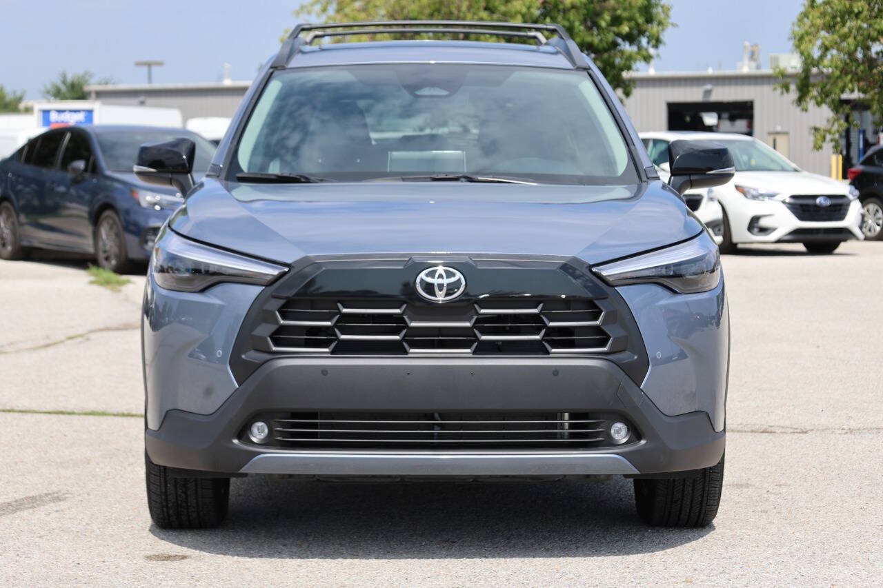 Used 2026 Toyota Corolla Cross XLE w/ Convenience Package AWD/4WD image 5