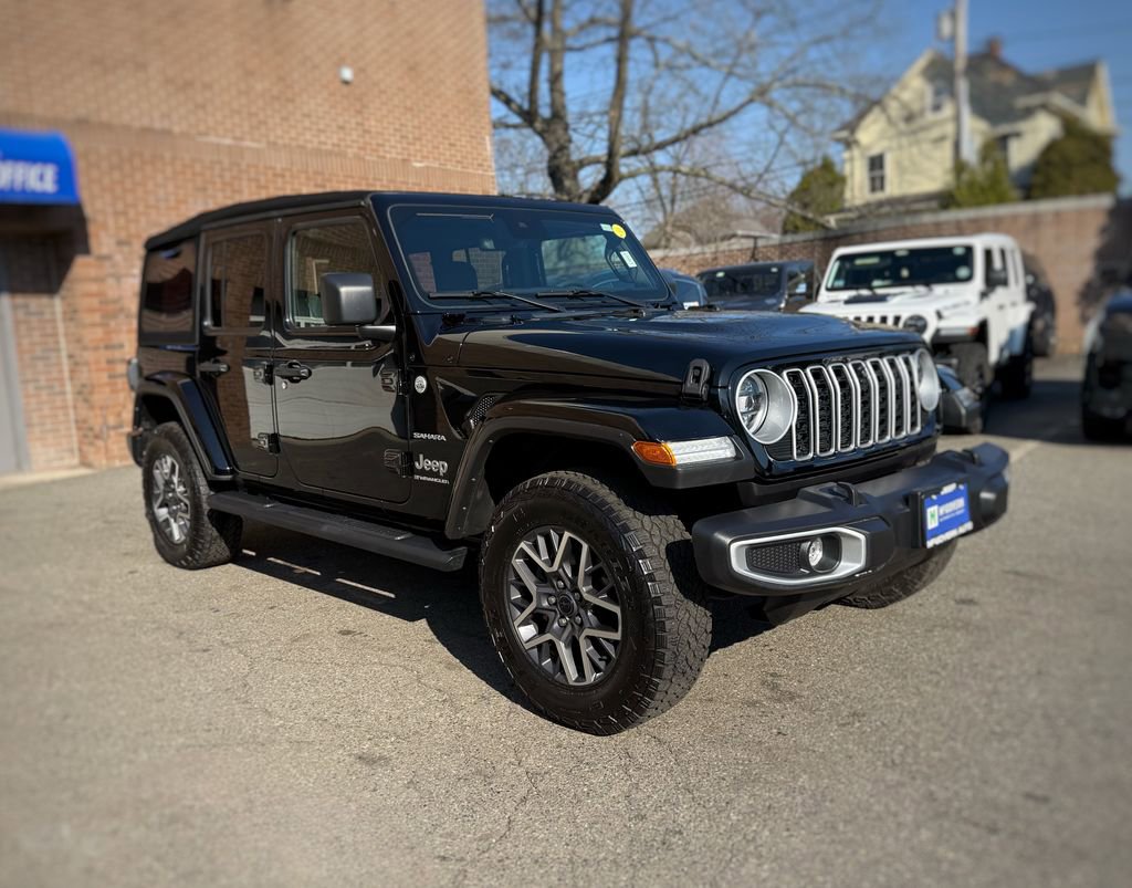 Used 2024 Jeep Wrangler Sahara w/ Technology Group image 3