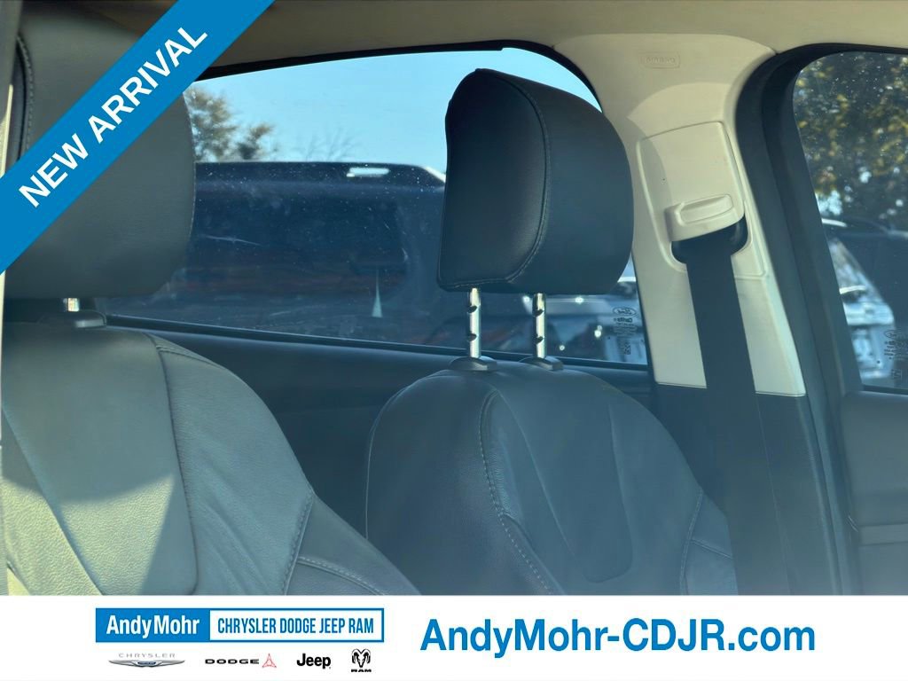 Used 2016 Ford Focus Titanium FWD image 27