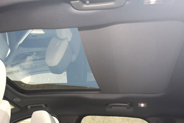 New 2026 Jaguar F-PACE R-Dynamic S image 23