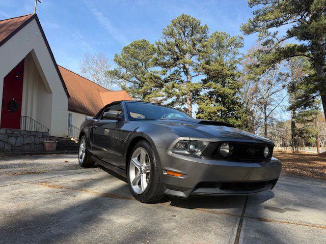 Used 2010 Ford Mustang GT image 12