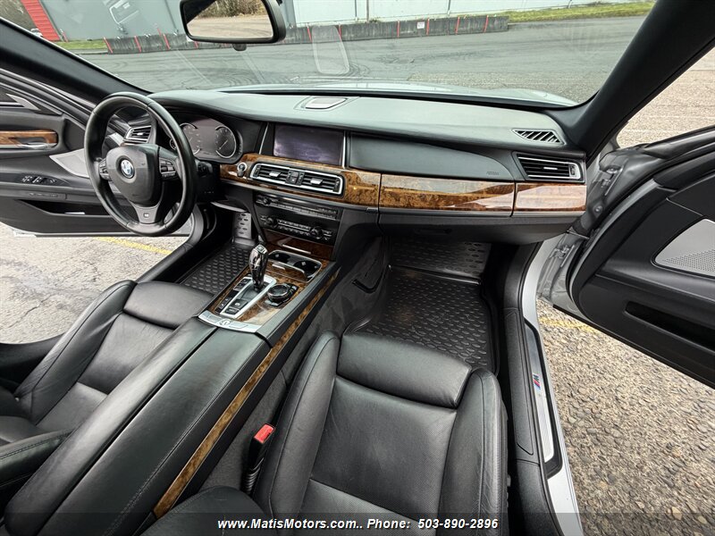 Used 2014 BMW 750Li w/ Executive Package RWD image 10