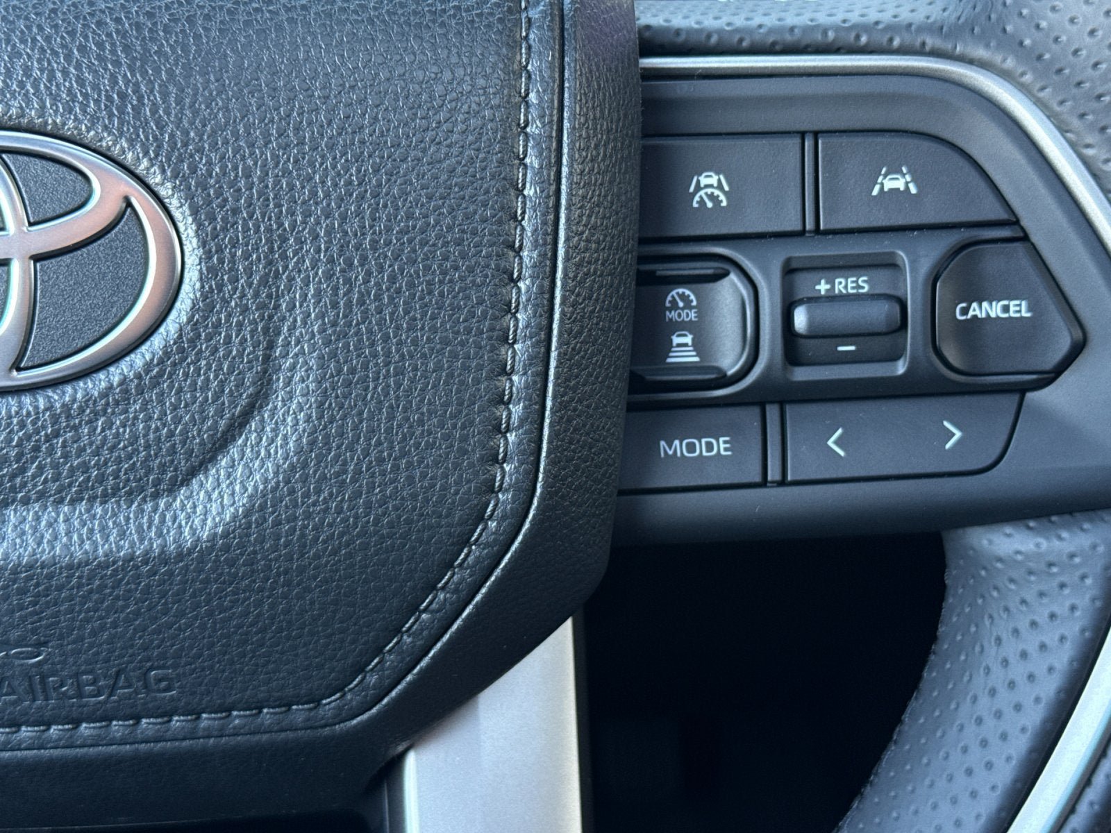 New 2026 Toyota 4Runner Limited AWD/4WD image 28