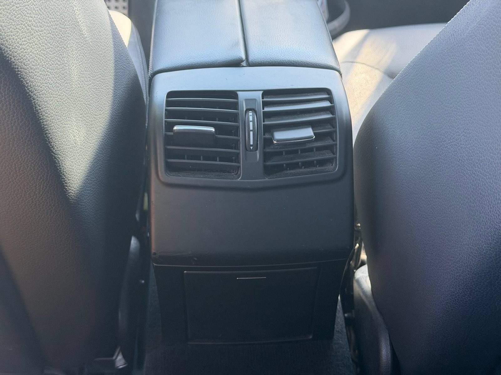 Used 2016 Mercedes-Benz E 350 Sedan image 15