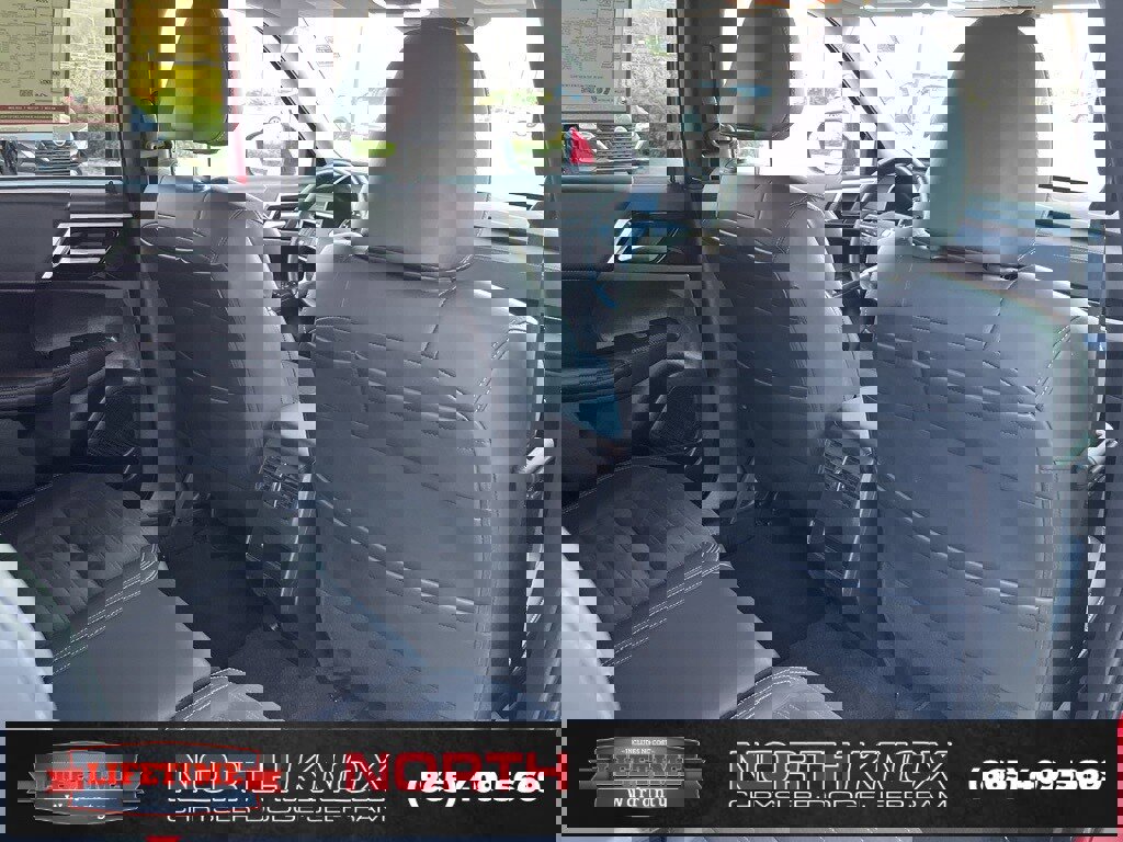 Used 2024 Mitsubishi Outlander SE image 23