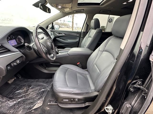 Used 2021 Buick Enclave Essence w/ Sport Touring Edition image 28