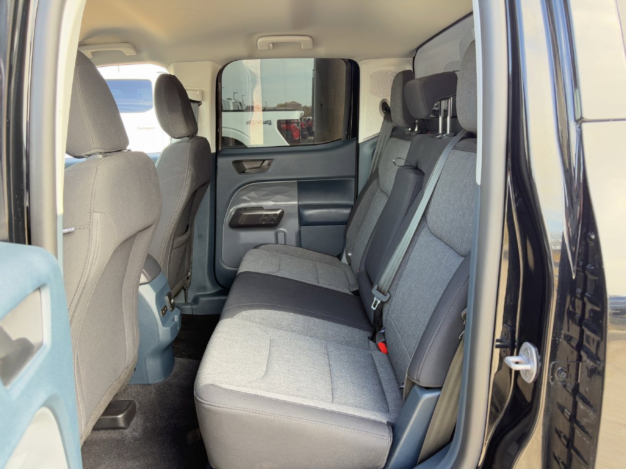 Used 2025 Ford Maverick XLT w/ XLT Luxury Package AWD/4WD image 28