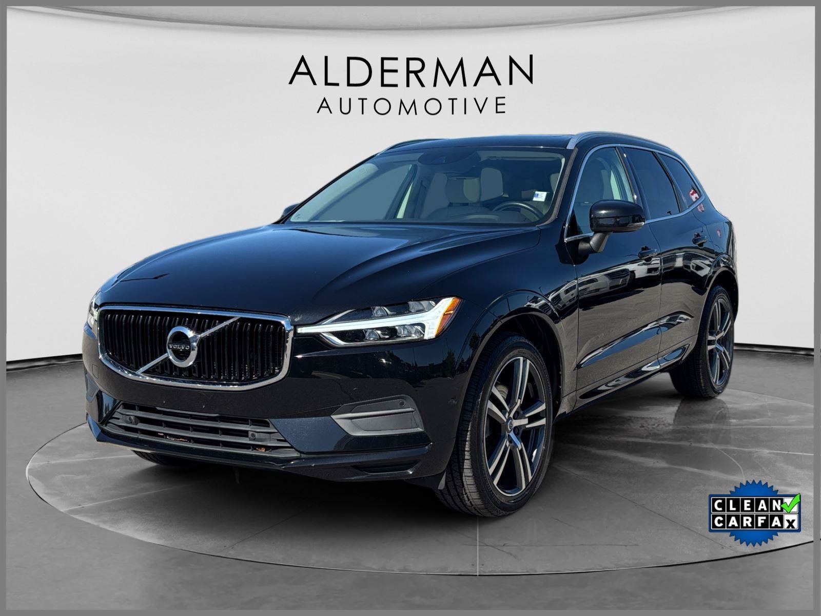Used 2018 Volvo XC60 T5 Momentum w/ Convenience Package