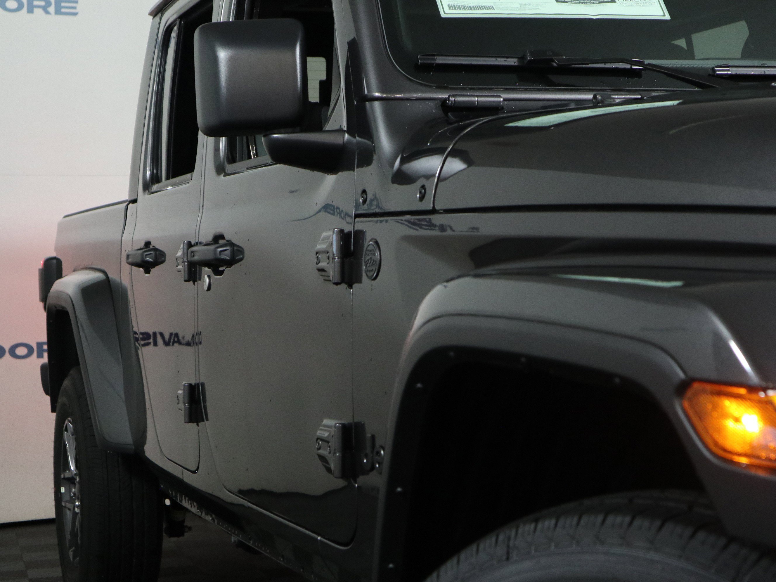 New 2026 Jeep Gladiator Sport AWD/4WD image 3
